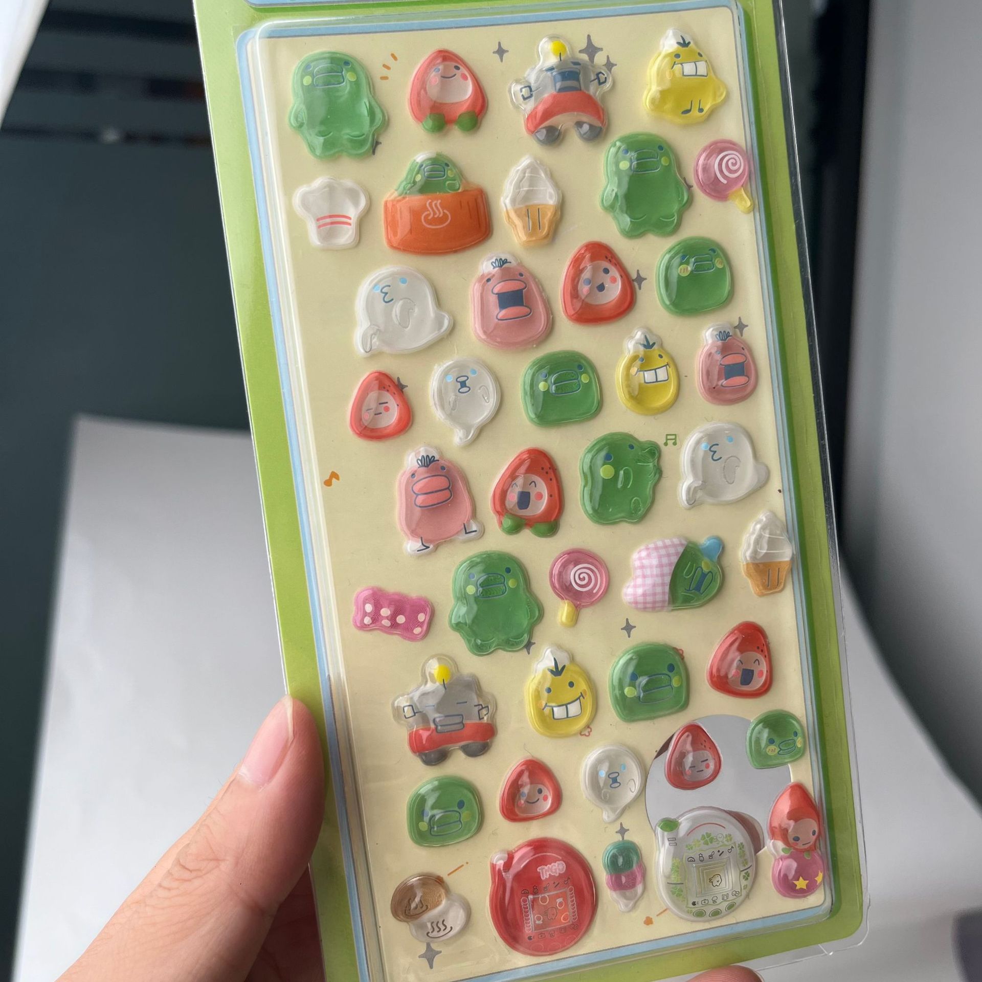 Cute Tamagotchi 3D Puffy Stick - đánh giá và giá Tablet Cute Accessories